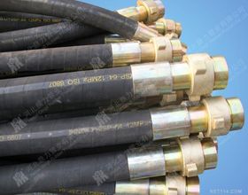 输油 能源动脉的运转与挑战